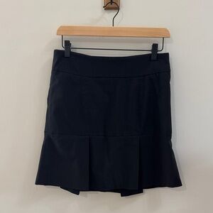 Dynamite Elegant Black Mini Skirt